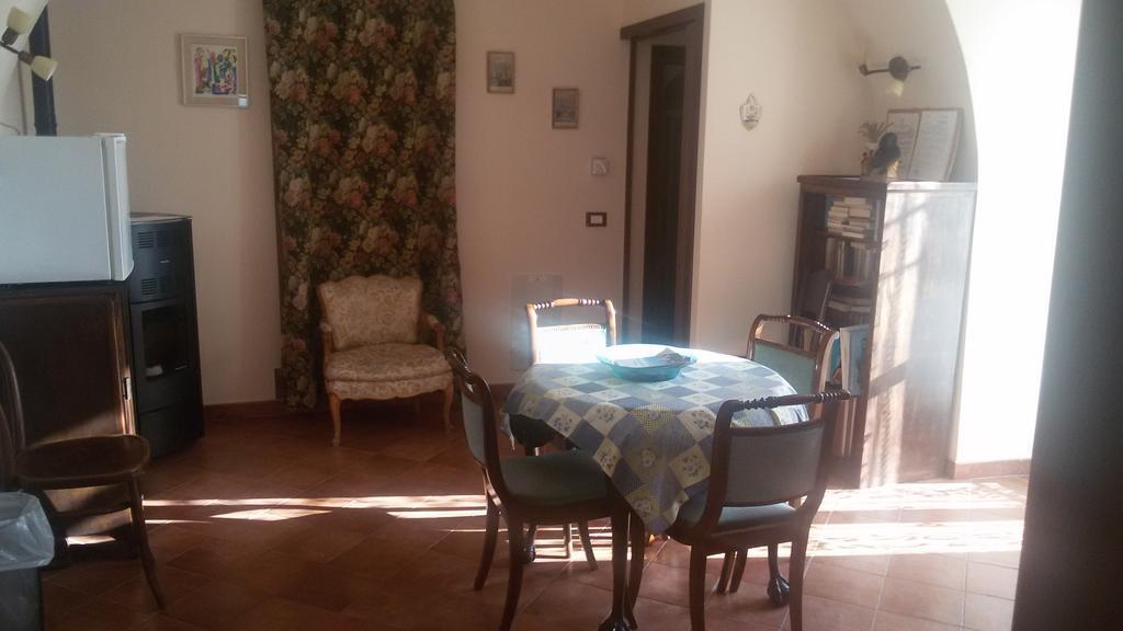 Locanda Dei Boi Vintimille Chambre photo