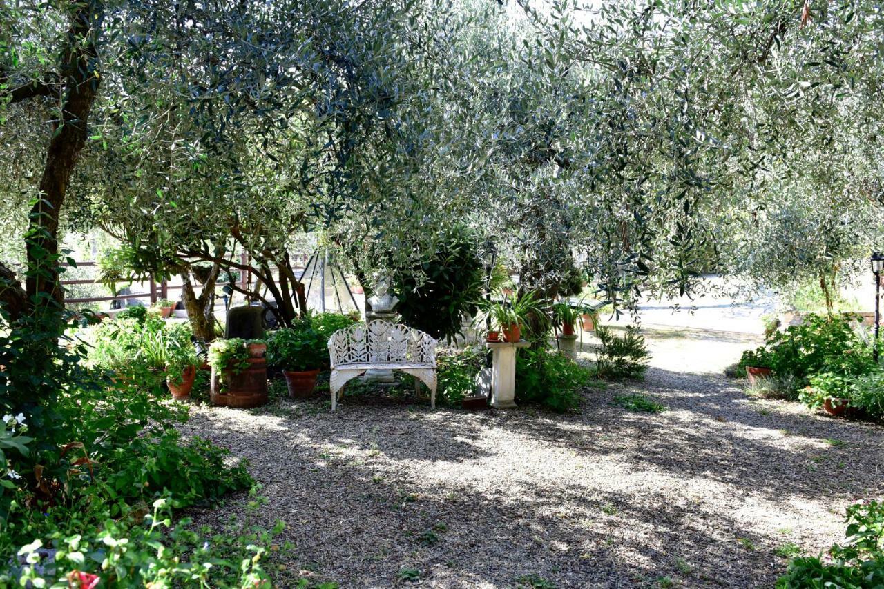 Locanda Dei Boi Vintimille Extérieur photo