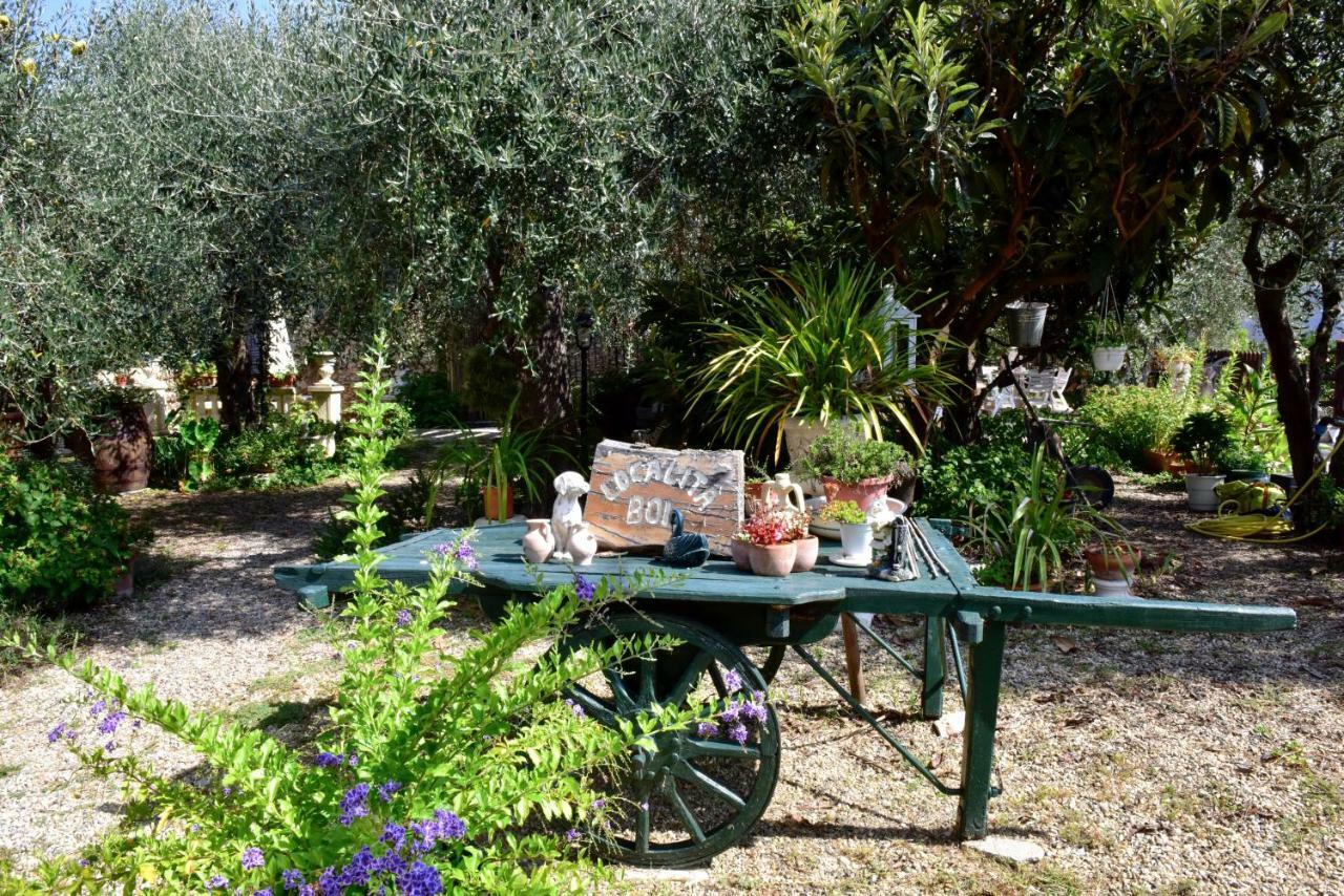 Locanda Dei Boi Vintimille Extérieur photo